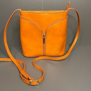 Vera Pelle Crossbody Purse